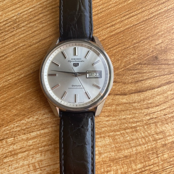 Seiko 5 Sportsmatic Deluxe - Picture 5 of 5